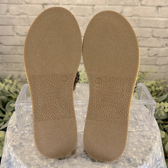 Crown Vintage Miyan Marigold Embellished 2-Band Espadrille Sandals WMS 6M💛NWOT - Picture 7 of 8